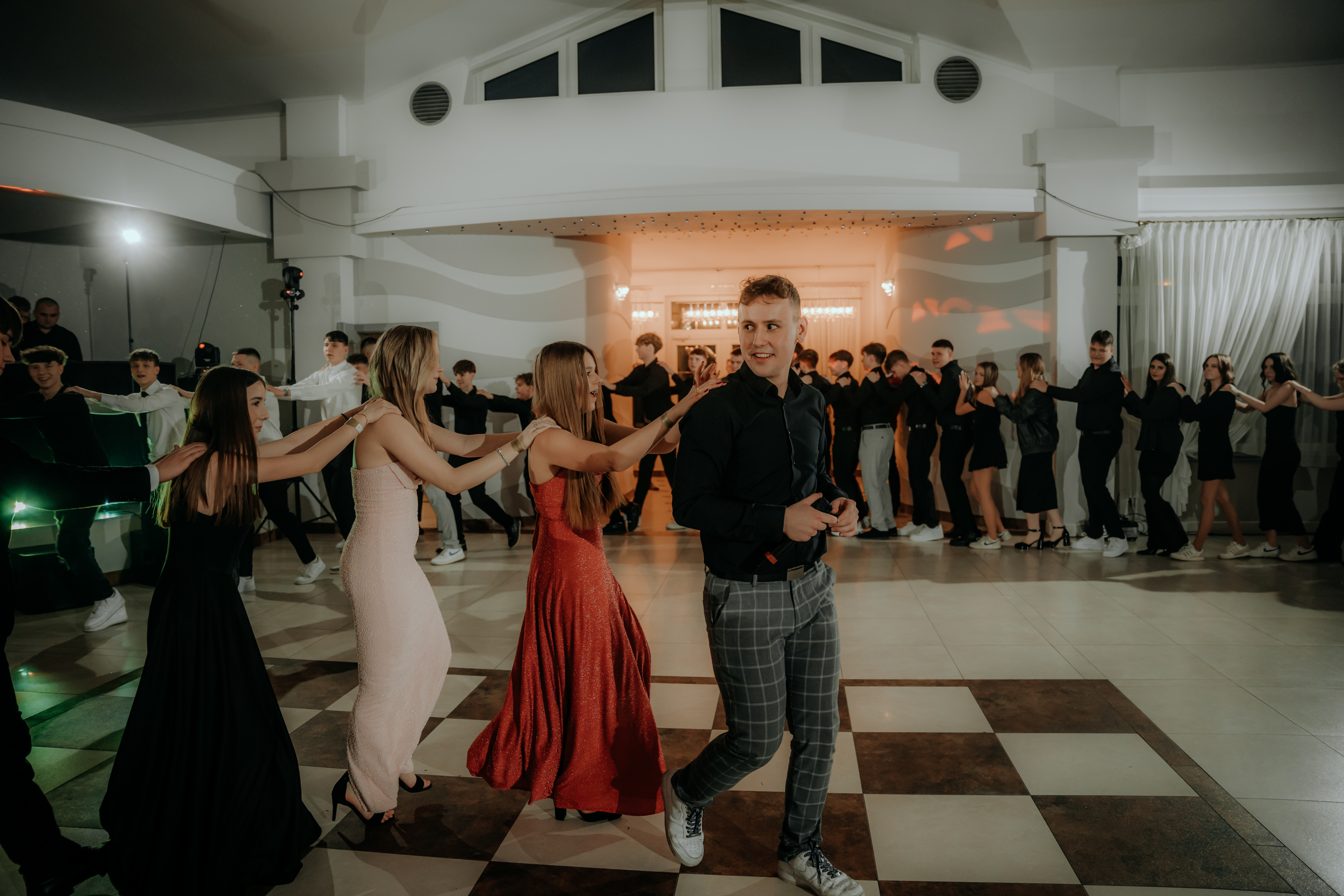 DJ Wujo Jakub Nosek – profesjonalna oprawa muzyczna podczas imprezy w województwie łódzkim